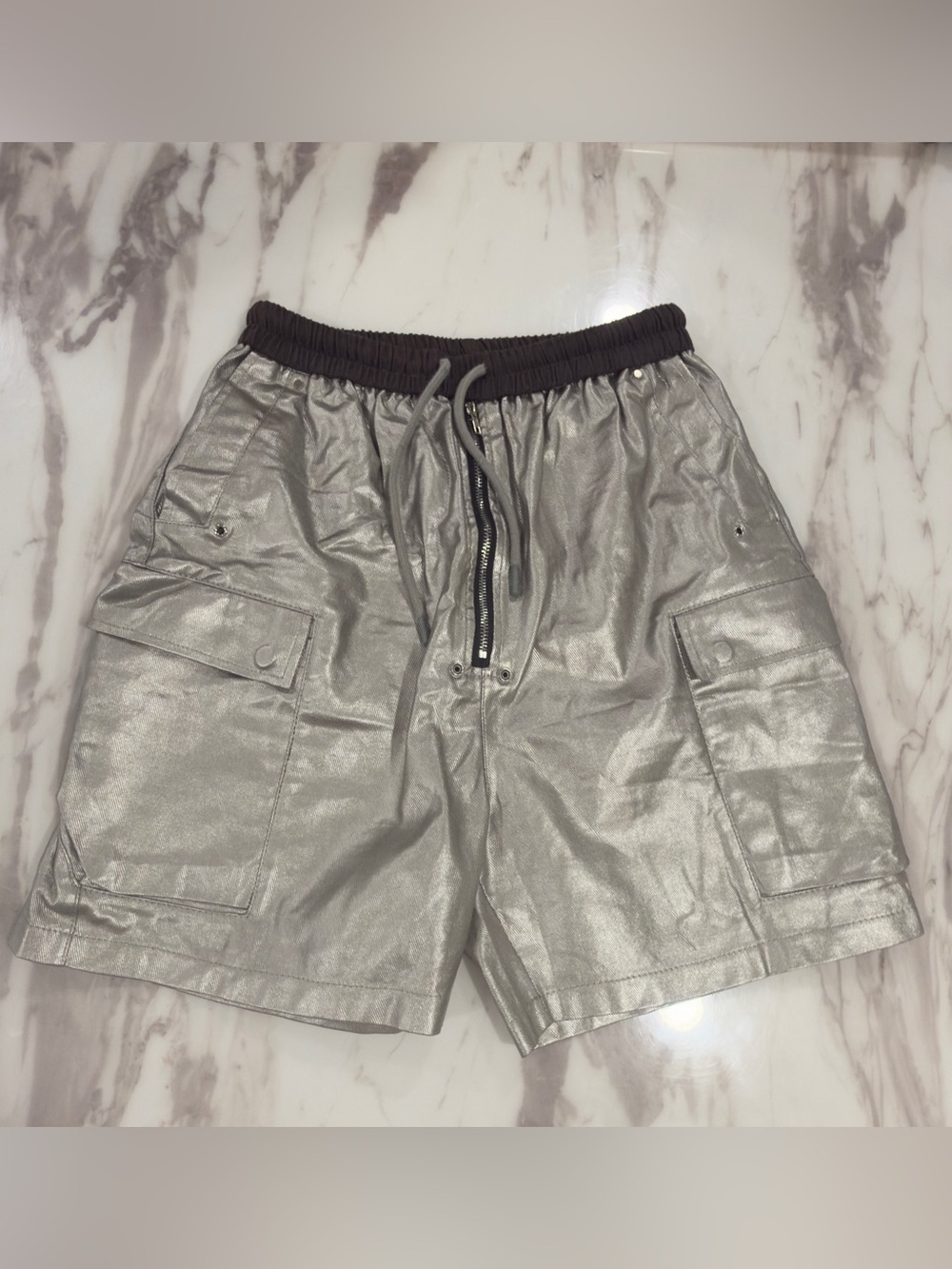 Men's Silver Cargo Shorts with Elastic Drawstring Waist new without tags